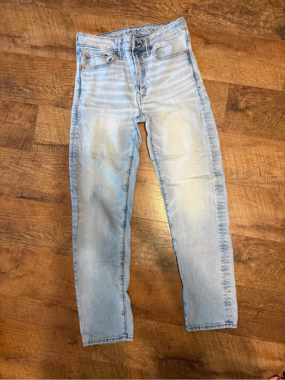 American Eagle Outfitters Light Wash Skinny Jeans